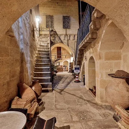 Cave Konak Hotel - Special Category Hotel 3*