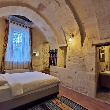 Hotel Cave - Special Category 3*