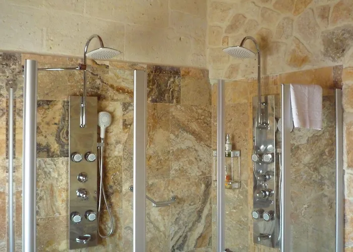 Cave - Special Category Hotell